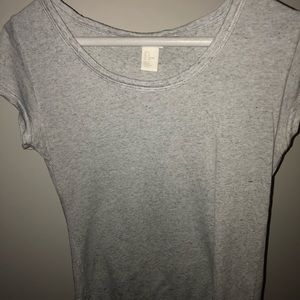 Basic grey cotton T-shirt